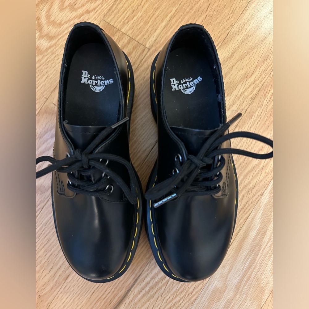 Dr. Martens - black